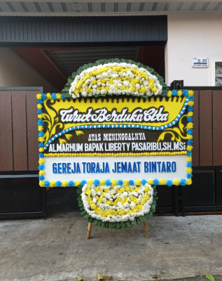 Papan Bunga Duka di Boyo